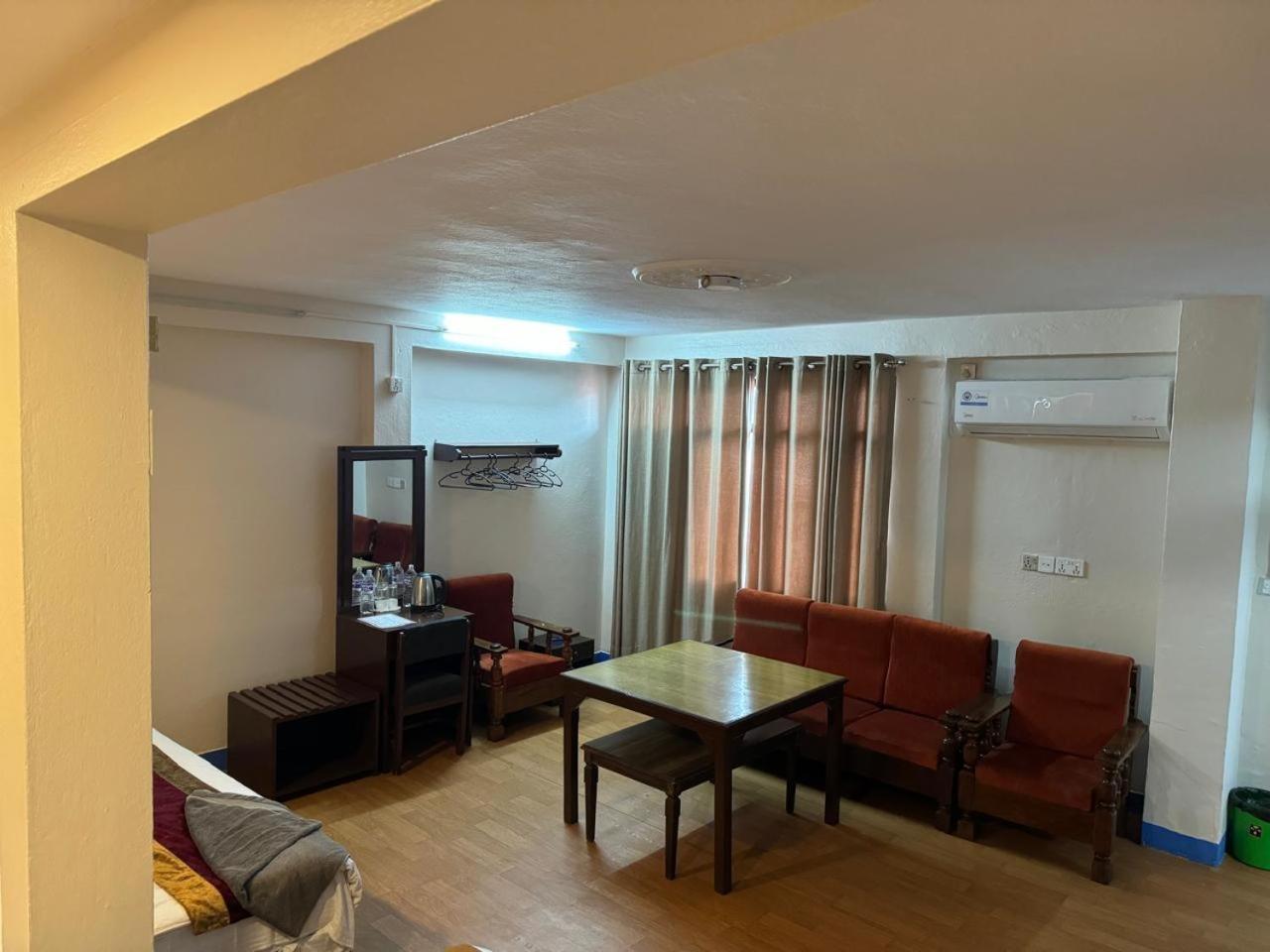 Hotel Silver Jubilee Κατμαντού Εξωτερικό φωτογραφία